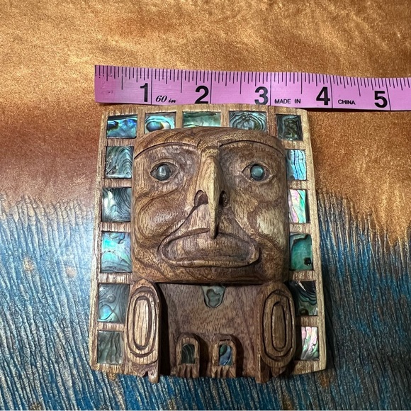Vintage Handcarved Wooden totem abalone shell inlay statue PNW - Picture 10 of 11